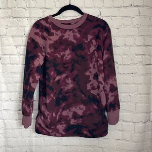 Isabel Maternity Burgundy Camo Long Sleeve Maternity shirt size xs new with tags